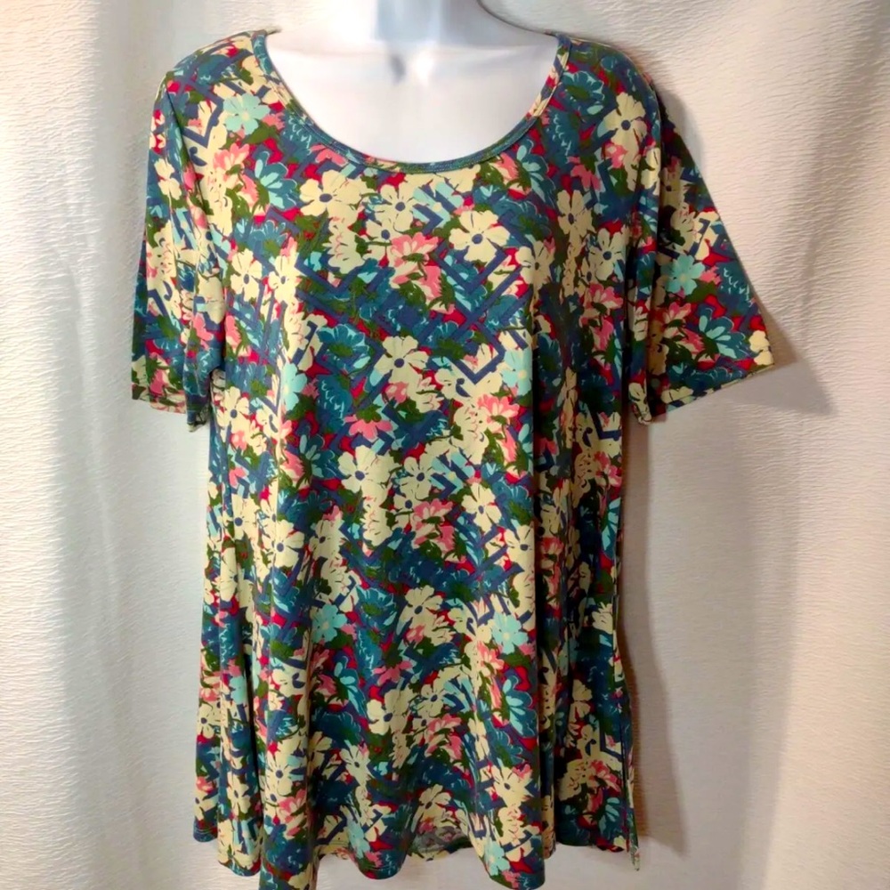 LuLaRoe Floral PERFECT T Women’s XXS Short Sleeve Swing Tunic Side Vents